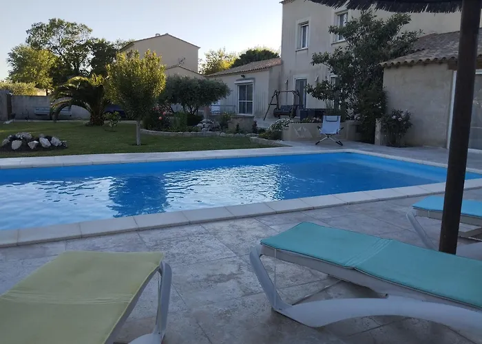 Bienvenue Au Pied Des Alpilles
